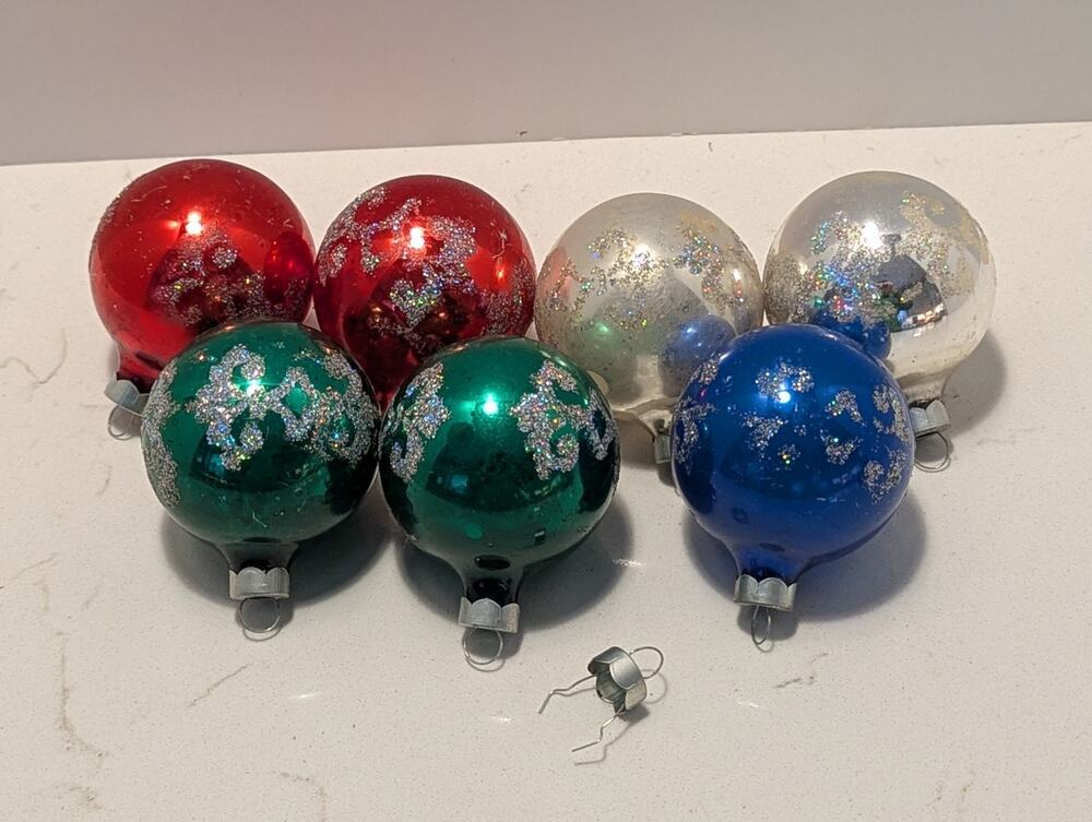 7 Vtg Christmas Ornaments Rauch Red Blue Green Gold Silver Glitter Glass 2”